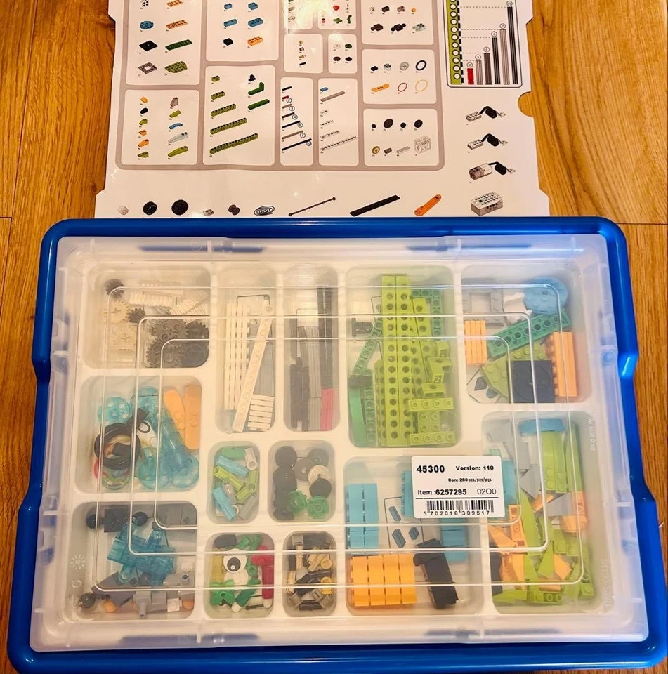 USED LEGO Education WeDo 2.0 Core Set Robot Brock Programing Toy 45300 - Image 2 of 4