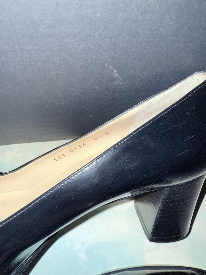 Zapatos de salón Gucci para mujer talla 8,5 de cuero negro pulido de tacón alto Foto 3 de 4