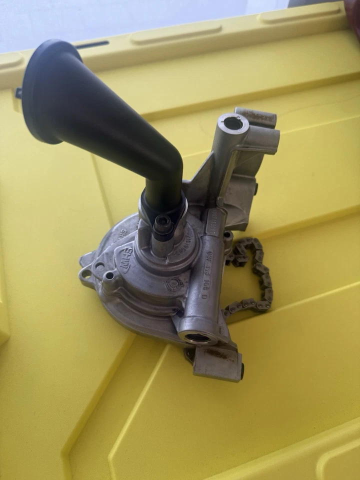 Bomba de óleo Volkswagen Polo TSI - Imagem 2 de 2