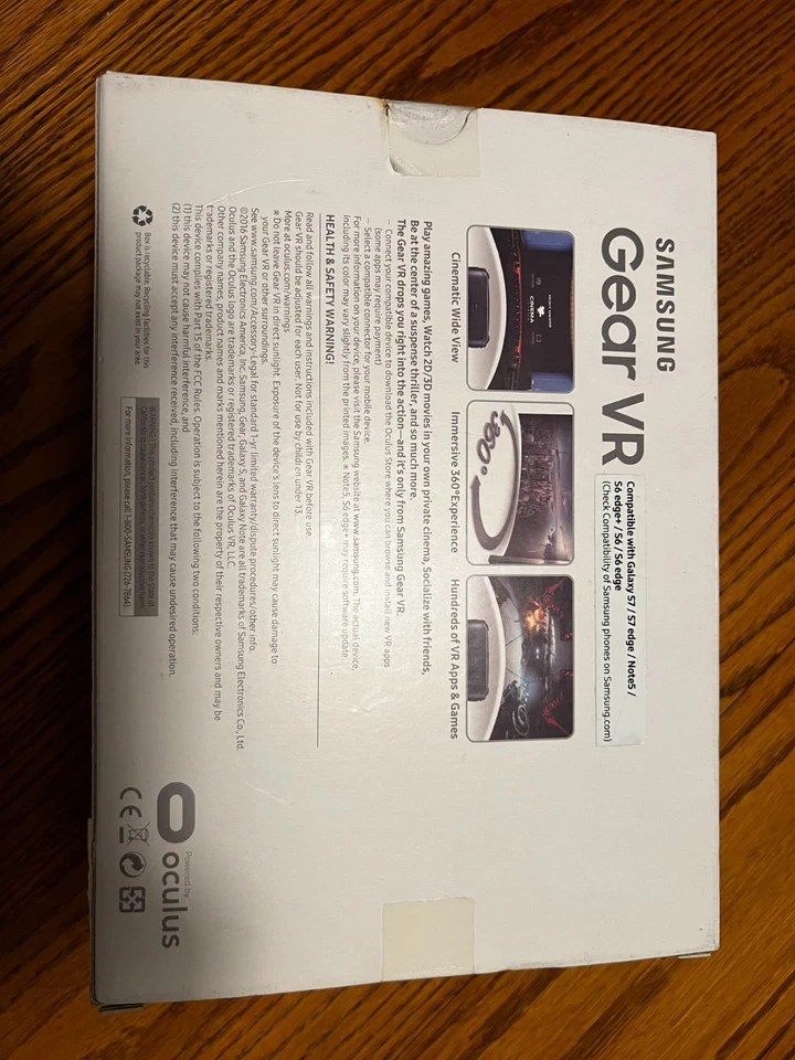 Samsung Gear VR SM-R323 Virtual Reality Headset USB-C Galaxy S6 S7 Edge Note 5 - Image 2 of 4