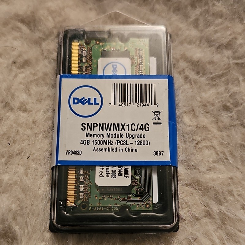 Dell 4GB DDR3L-1600 SO-DIMM RAM PC3L-12800 204-Pin SNPNWMX1C/4G