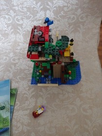 LEGO CREATOR: Treehouse Adventures (31053) Incomplete