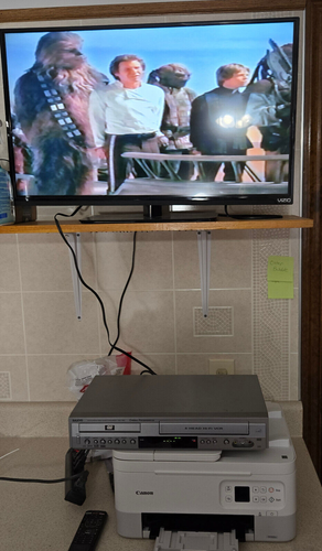 Sanyo DVW-7000 DVD/VHS Combo Player no Remote Tested Works No Extra Cables READ! - Picture 3 of 7