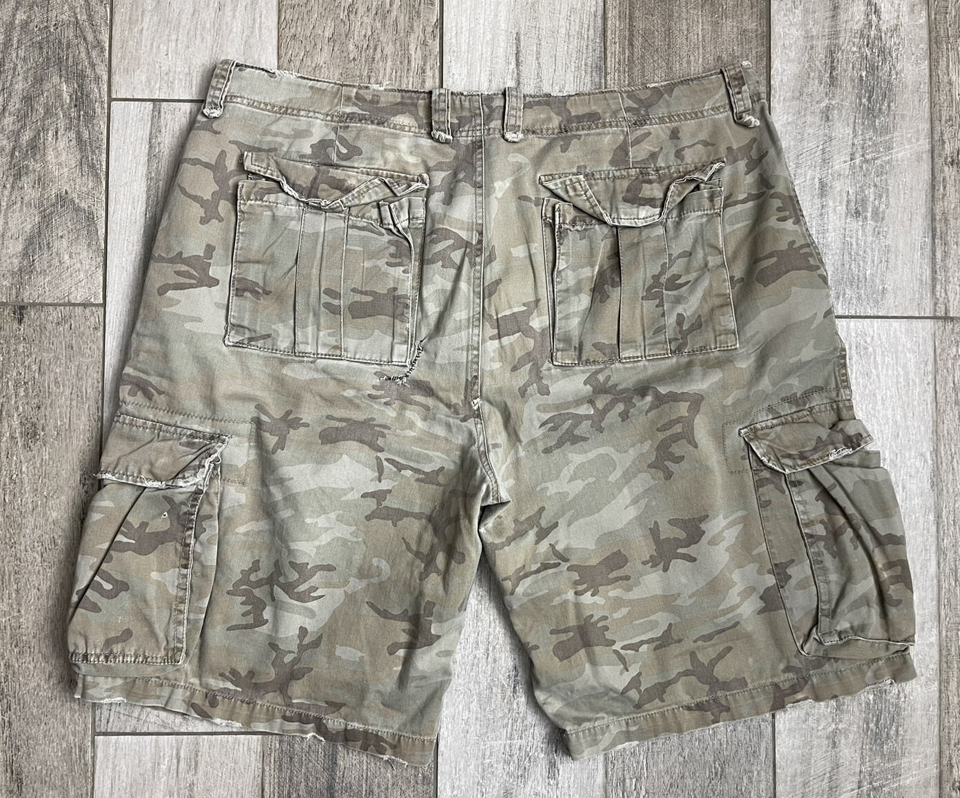 No Boundaries Vintage Camouflage Cargo Shorts Mens 38… Gem