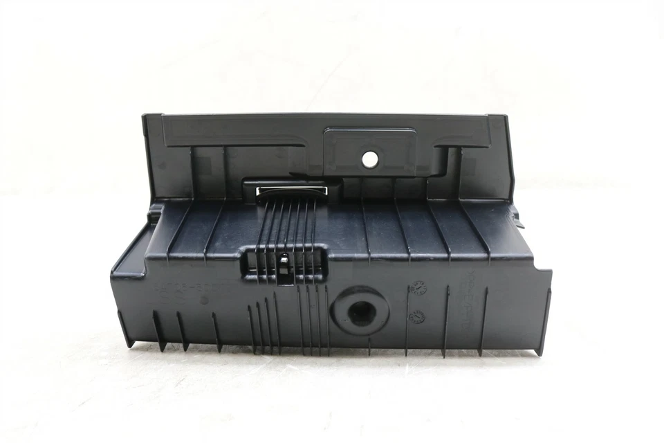 NEW OEM Spare Tire Tool Support Guard RH 6470550070 for Lexus LS460 LS600h 09-17 - Imagem 4 de 4