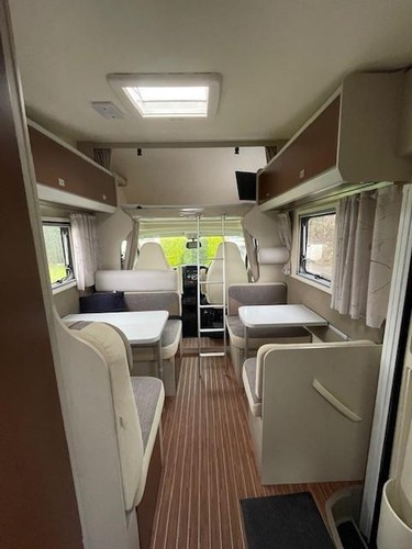 2021 RIMOR SEAL 9 6 BERTH MOTORHOME FOR SALE - Picture 4 of 9