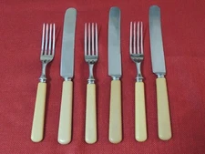 Vintage Set of (6) Meriden Cutlery Co. Lot (3) Knives & (3) Forks all Stainless