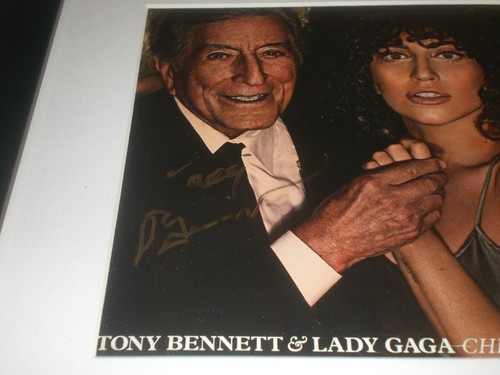 TONY BENNETT SIGNED & FRAMED CHEEK TO CHEEK CD DISPLAY AUTOGRAPH COA LADY GAGA - Picture 3 of 5