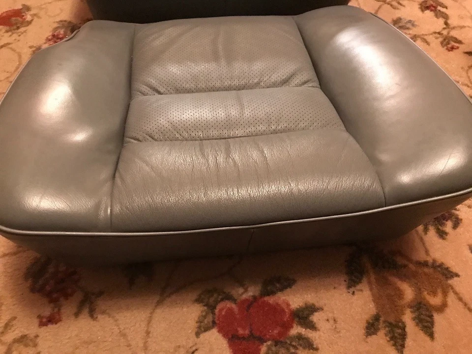 Original Mercedes Benz 560 SEC W126 Rear Interior Seat W/ Frame Factory Oem Foto 2 de 4