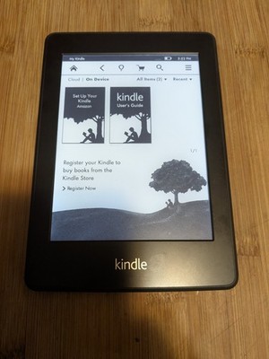 Amazon Kindle Paperwhite 5th Generation 6'' (2GB, Black, EY21) Great
