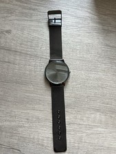 Minimalist All Black Watch - Stainless Steel Mesh Band - NEW BATTERY