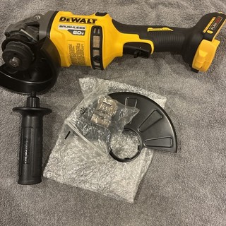Amoladora Dewalt DCG418B Flexvolt 60V 4 1/2 6" sin escobillas SIN RESERVA