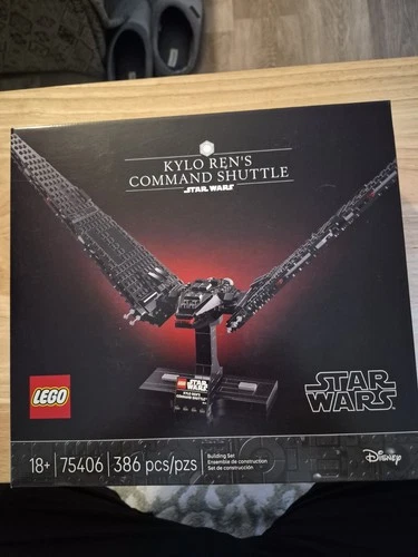 Lego Star Wars 75406 Kylo Ren's Command Shuttle 386 Pieces Ages 18+ BRAND NEW