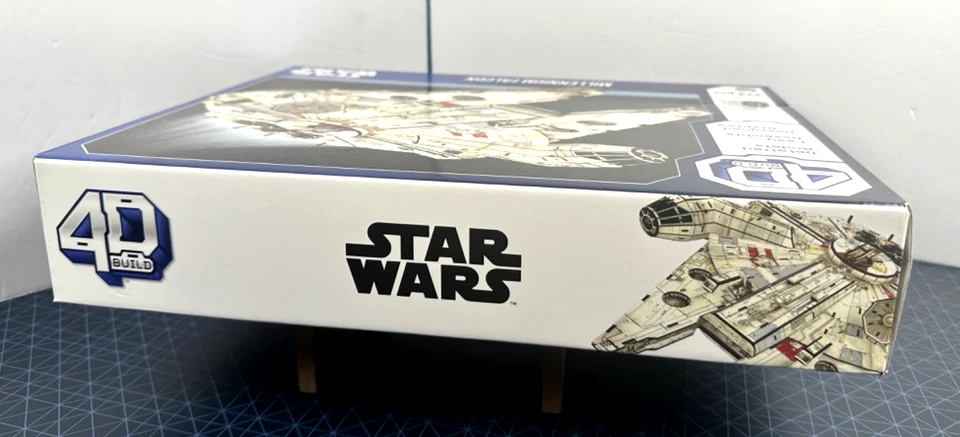 Star Wars 4D Build Millennium Falcon Cardstock Model Kit 223 Pcs Spinmaster NEW! - Image 3 of 4