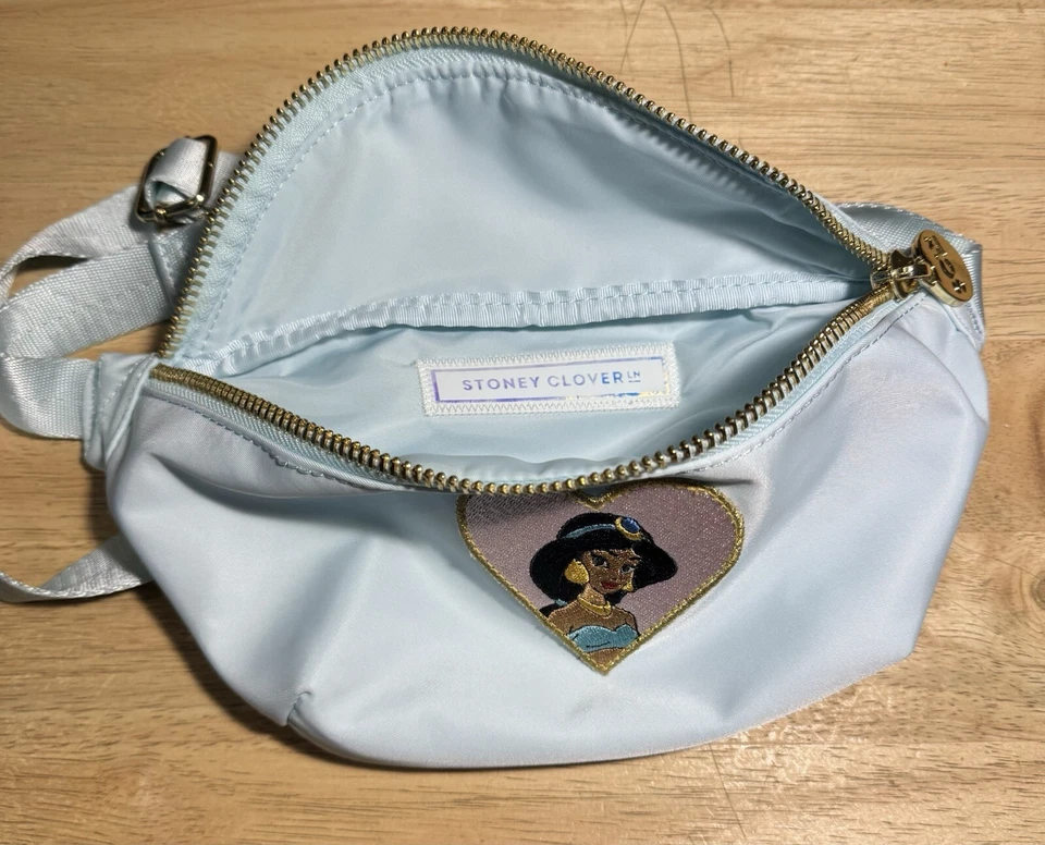 Riñonera Stoney Clover Lane Disney Princesa Jazmín Verde Menta - Forma Increíble Foto 3 de 4