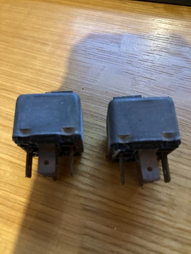 JAGUAR XJ6 DAIMLER PAIR OF BOSCH GERMANY 0332 204 125 12V 20/30A 4 PIN RELAYS - Picture 5 of 5