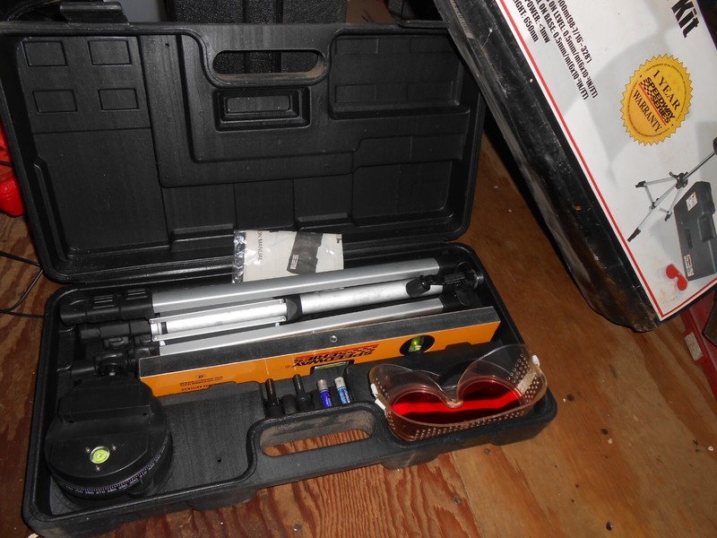 speedway laser level kit NEW!!!   16 in. 6012