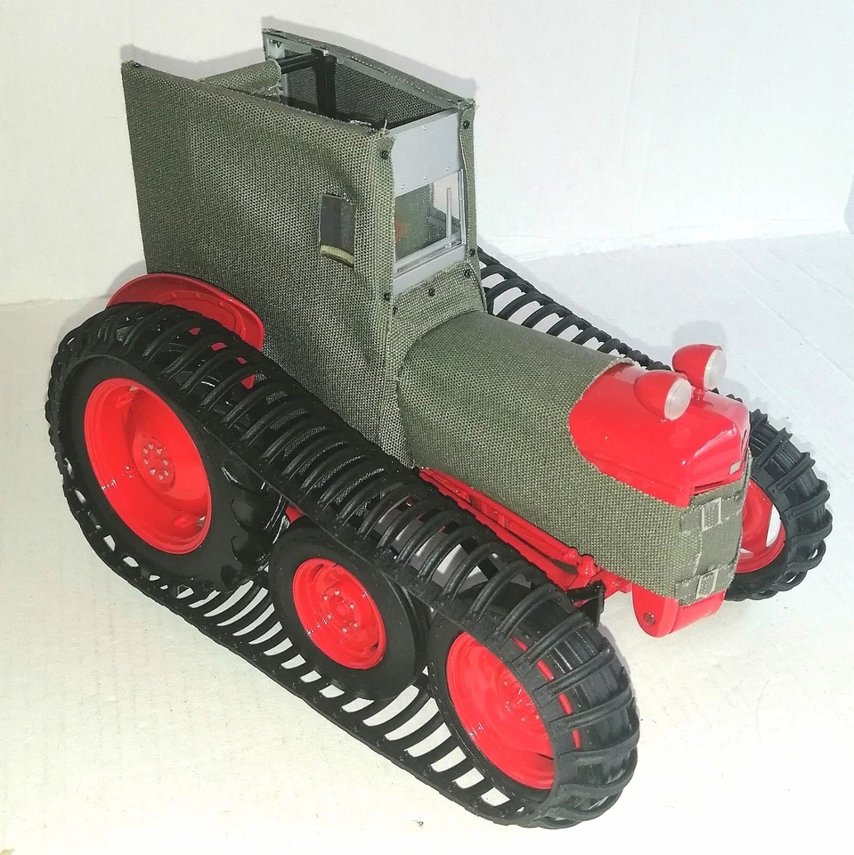 TRATTORE FERGUSON TEA-20 SUE 1958 UNIVERSAL HOBBIES 1/16 - Immagine 4 di 4