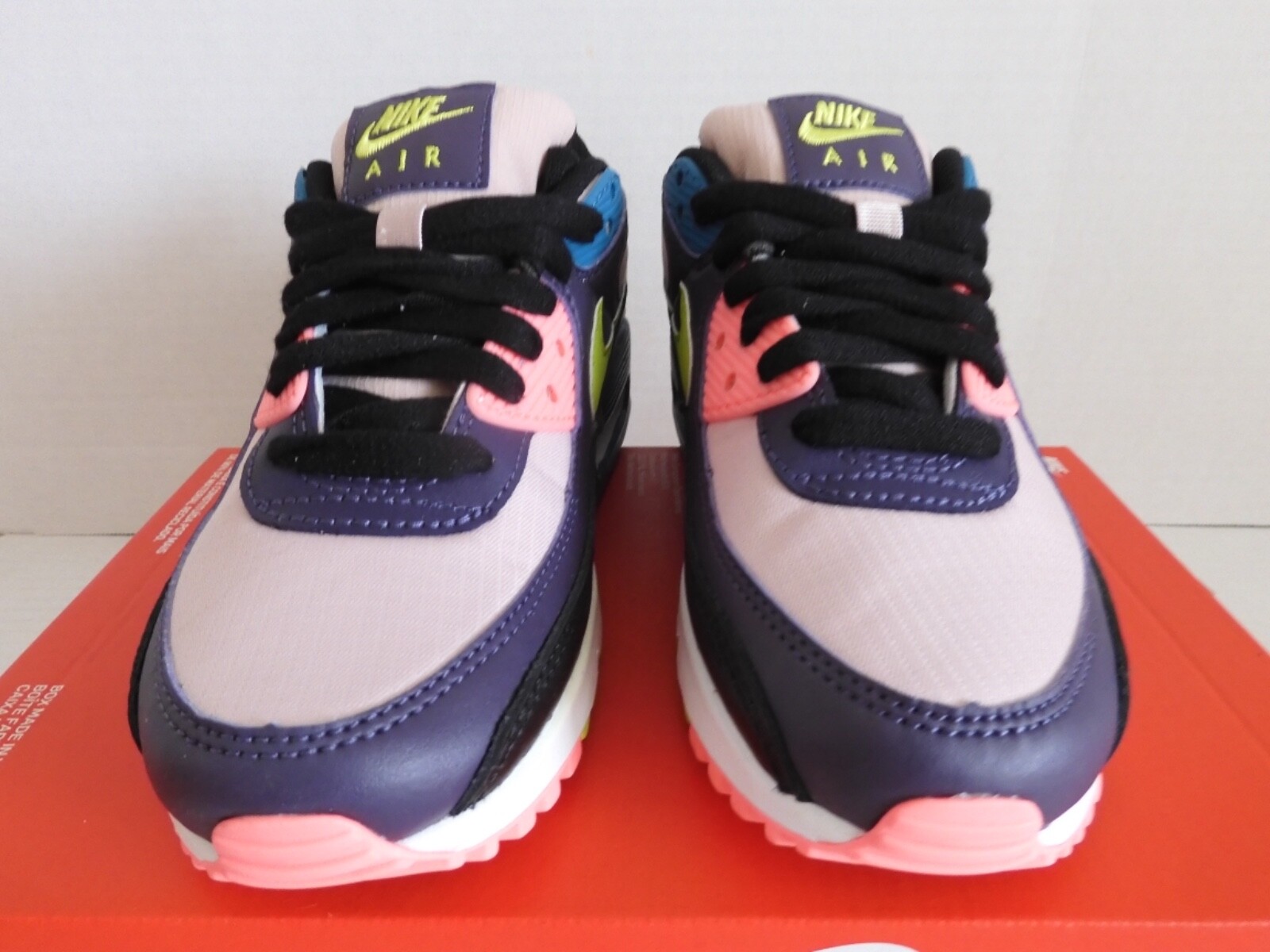 WOMEN'S NIKE AIR MAX 90 CASUAL SHOES – Shopstocked