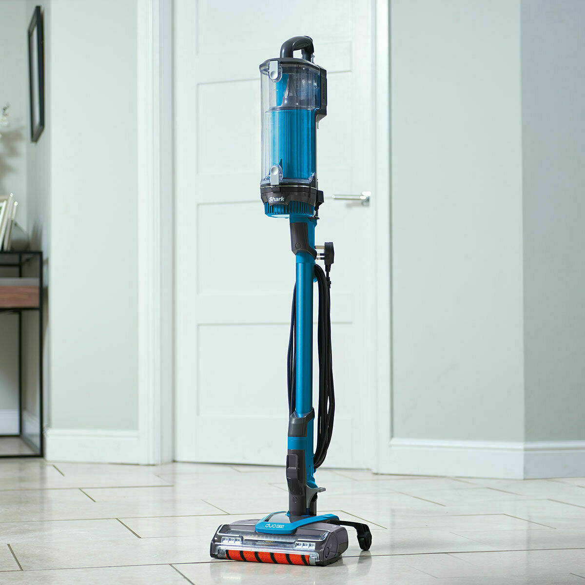 Shark Corded Stick Vacuum Cleaner HZ400UKT AntiHair Wrap Technology