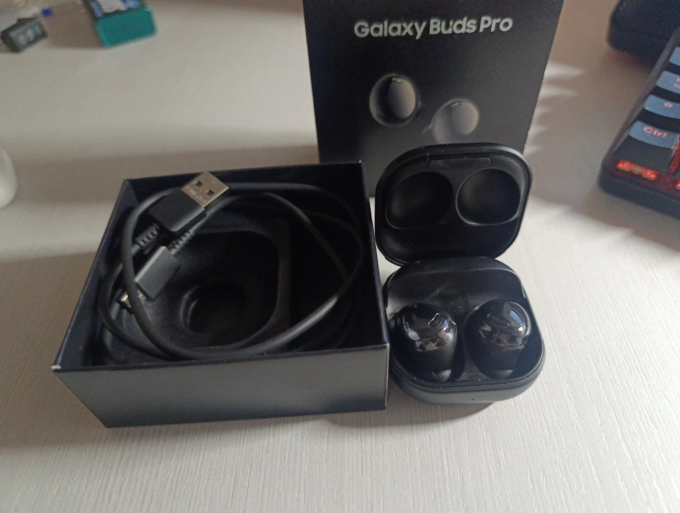 Samsung Galaxy Buds Pro - Phantom Black - Imagen 2 de 2