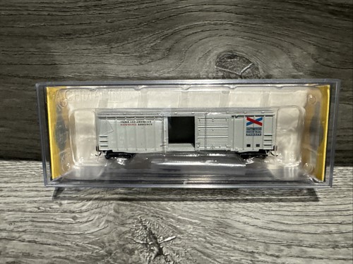 100126/22 Bachmann 19655 50' außen verspannter Schiebetür Kastenwagen | Condition: New
