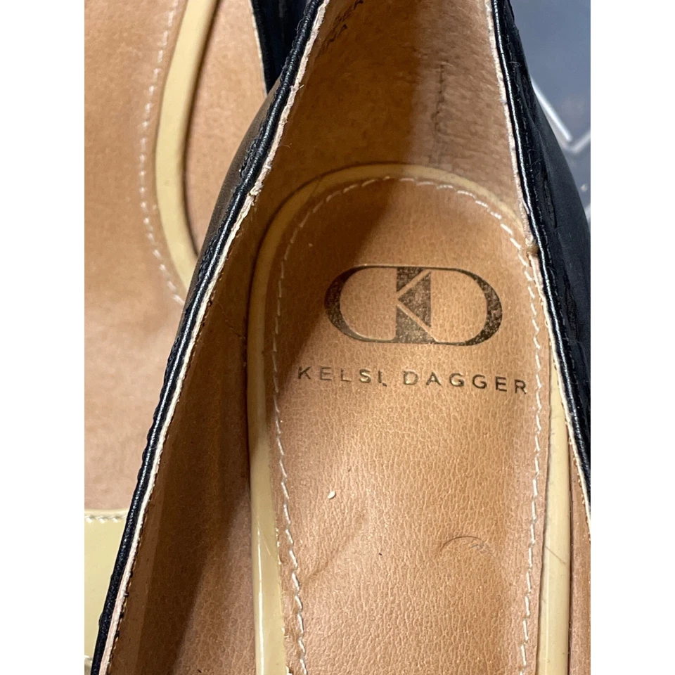Zapatos de tacón de cuña Kelsi Dagger Genelle negros tostados punta abierta talla 5 Foto 4 de 4