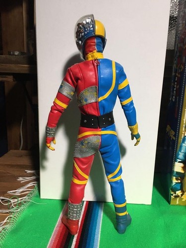 RAH DX Android Kikaider Ver.1.5 & Nr. 270 Figuren Set Medicom Spielzeug mit Retro Blechschild - Bild 5 von 19