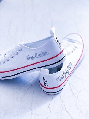 converse style trainers