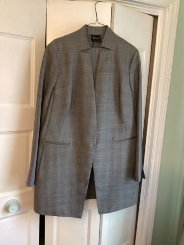 Akris pant suit, New w/ tags, Sz 14