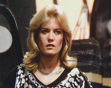 SALLY KNYVETTE - Blake's 7 GENUINE SIGNED AUTOGRAPH