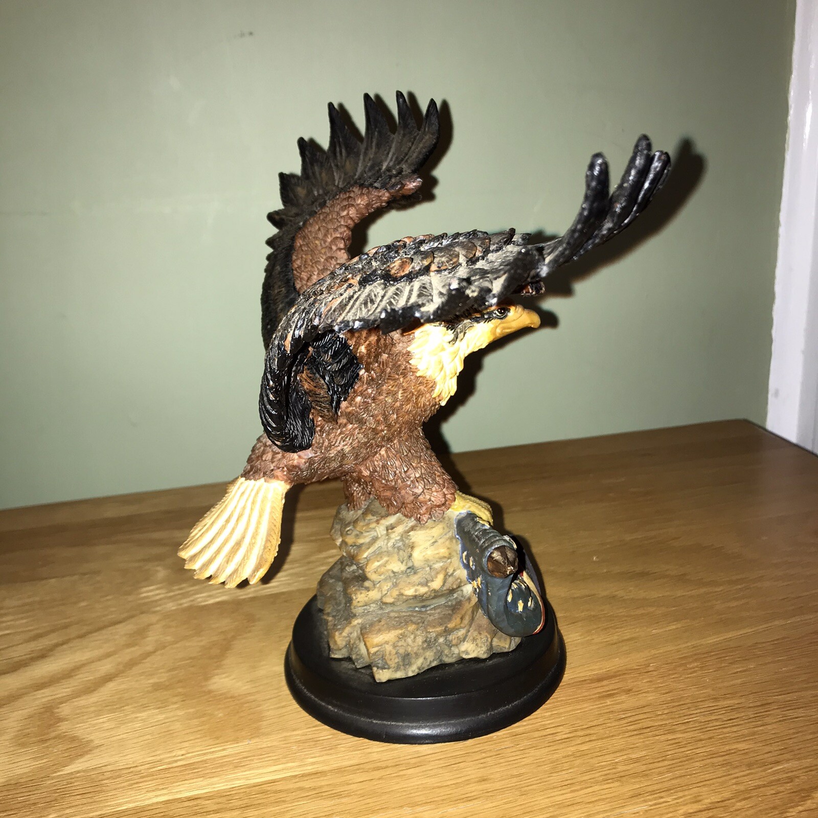 Picture 4 of 12
