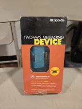 Motorola T900 Talkabout 2-Way Blue Pager with Holder NEW In Box
