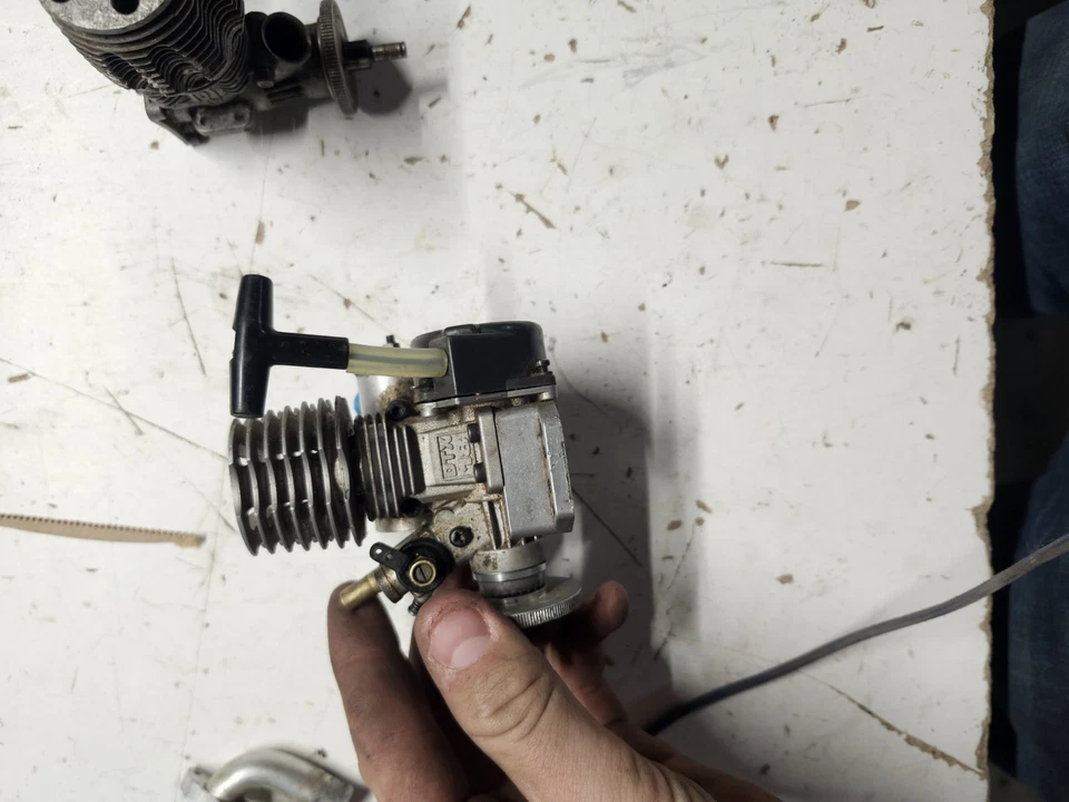 Lote de 5 motores Nitro RC para piezas sin probar leer descripción Foto 3 de 4