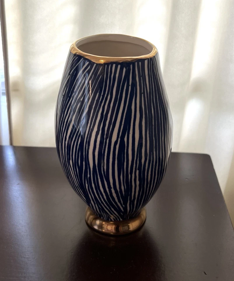 Jarrón Anthropologie Ruan Hoffman Jardín Des Plantes - Azul, Blanco, Dorado Foto 3 de 4