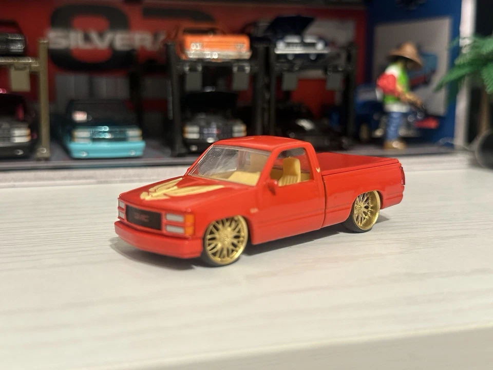 M2 Machines 1988 GMC GTA personalizado en llantas Foto 2 de 4