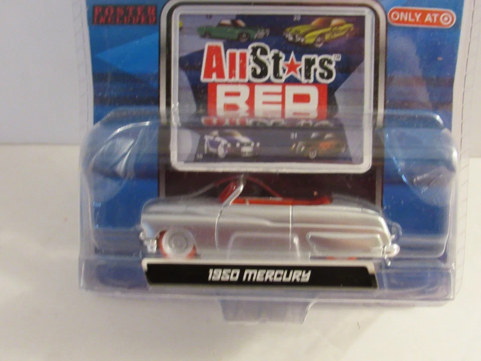 MAISTO CHASE ROJO Y REGULAR 1950 MERCURY ALL STAR TARGET EXCLUSIVO (LOTE DE 2) Foto 3 de 4