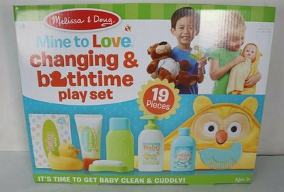 melissa and doug changing and bath time playset