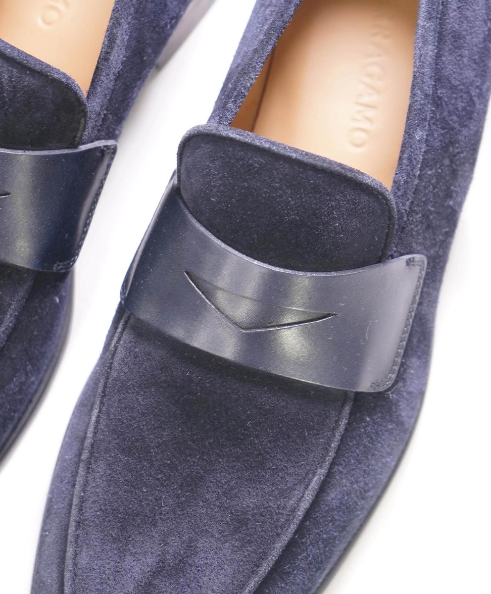 $880 SALVATORE FERRAGAMO - *FUNES* Blue Suede Penny Loafer  display picture 2