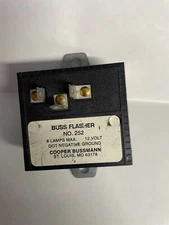 VINTAGE BUSSMAN SQUARE FLASHER PART # 252  12 VOLT, NEGATIVE GROUND