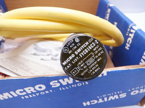 Honeywell Micro Switch FYCB16C3-2 Sensor new - Picture 2 of 3