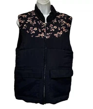 Flynn Skye Puffer Vest Size 2 Black Floral Embroidered Zip Up Boho Cozy Fall