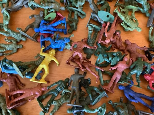 Vintage MPC Ring Hand figures Lot 212 Pcs - Picture 9 of 11