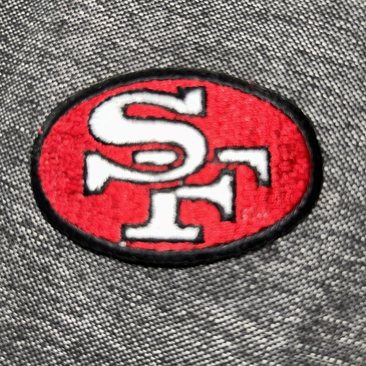 くすぶり　NFL 49ers 刺繍ロゴ ゴールド Custom 3x5ft NFL Team Football Niners Flag - Durable & Versatile