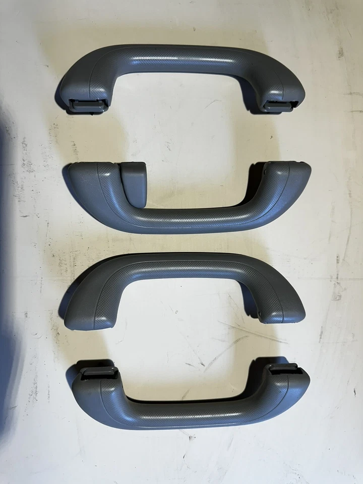 JUEGO DE MANIJAS DE AGARRE DE TECHO SUPERIOR DELANTERO Y TRASERO HÍBRIDO KIA OPTIMA GRIS 2014-2015 FABRICANTE DE EQUIPOS ORIGINALES* Foto 3 de 4