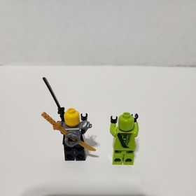 LEGO NINJAGO 9447 Lasha's Bite Cycle Rise of the Snakes  
