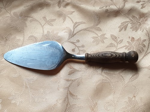 WMF Burgund Tortenheber mit Messer Funktion | Cromargan Holzgriff braun - Bild 3 von 7