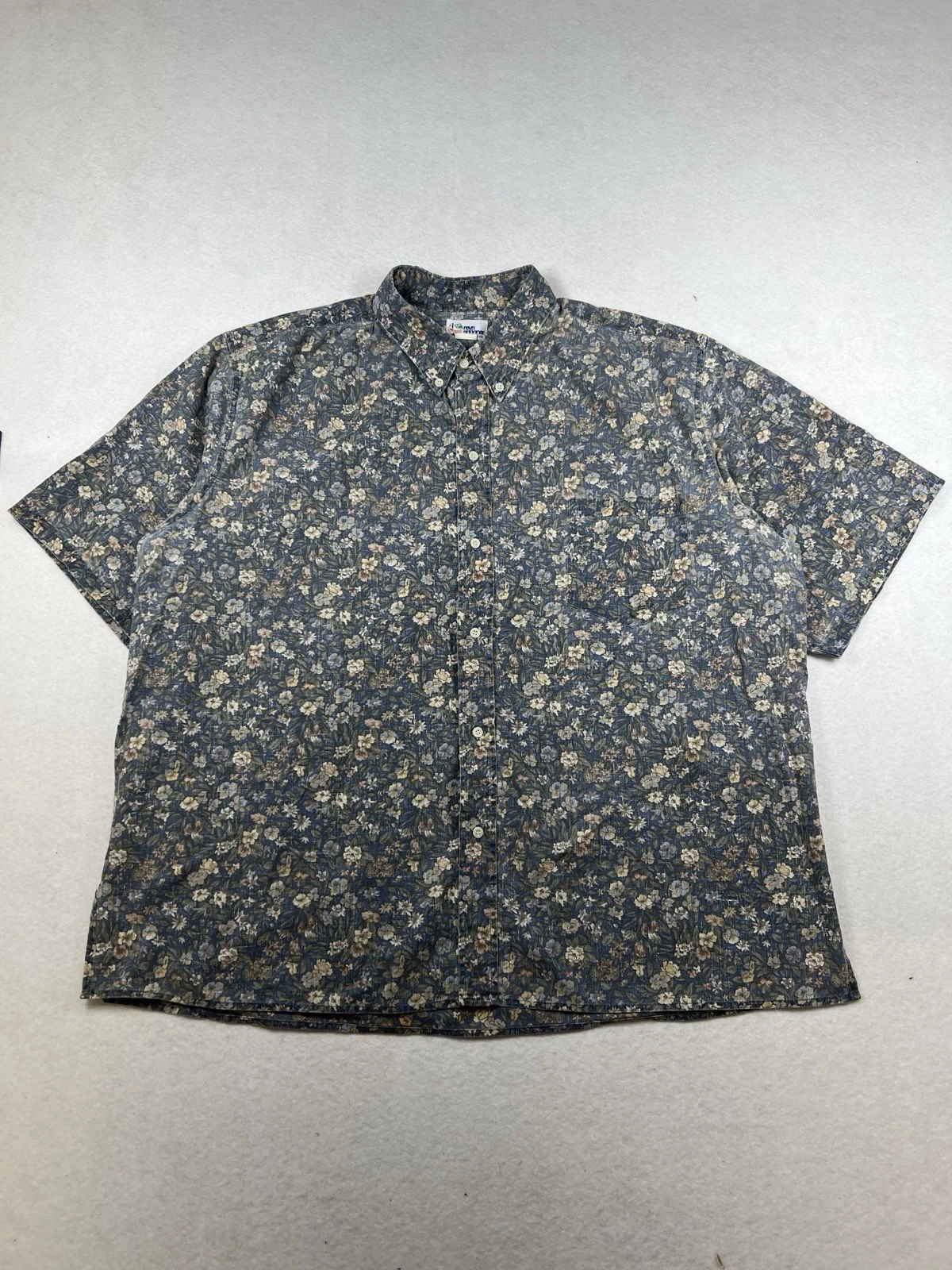 Reyn Spooner Vintage Floral Button Down Shirt EUC