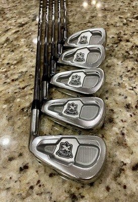 Callaway X Series RH Golf Iron Set 4,5,7,9,PW. Stiff Flex,Standard Length.