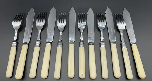 Vintage 12 Piece Faux Bone Handle Fish Cutlery Set - Chrome Plated - Picture 7 of 8